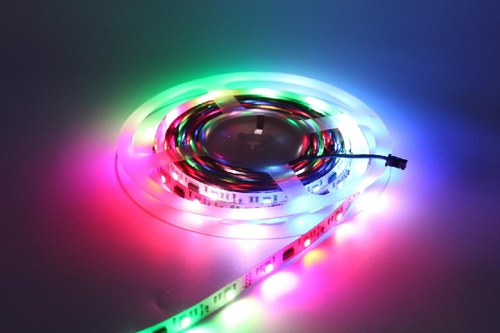 Co powinniśmy wiedzieć o paskach LED? – przydatne informacje